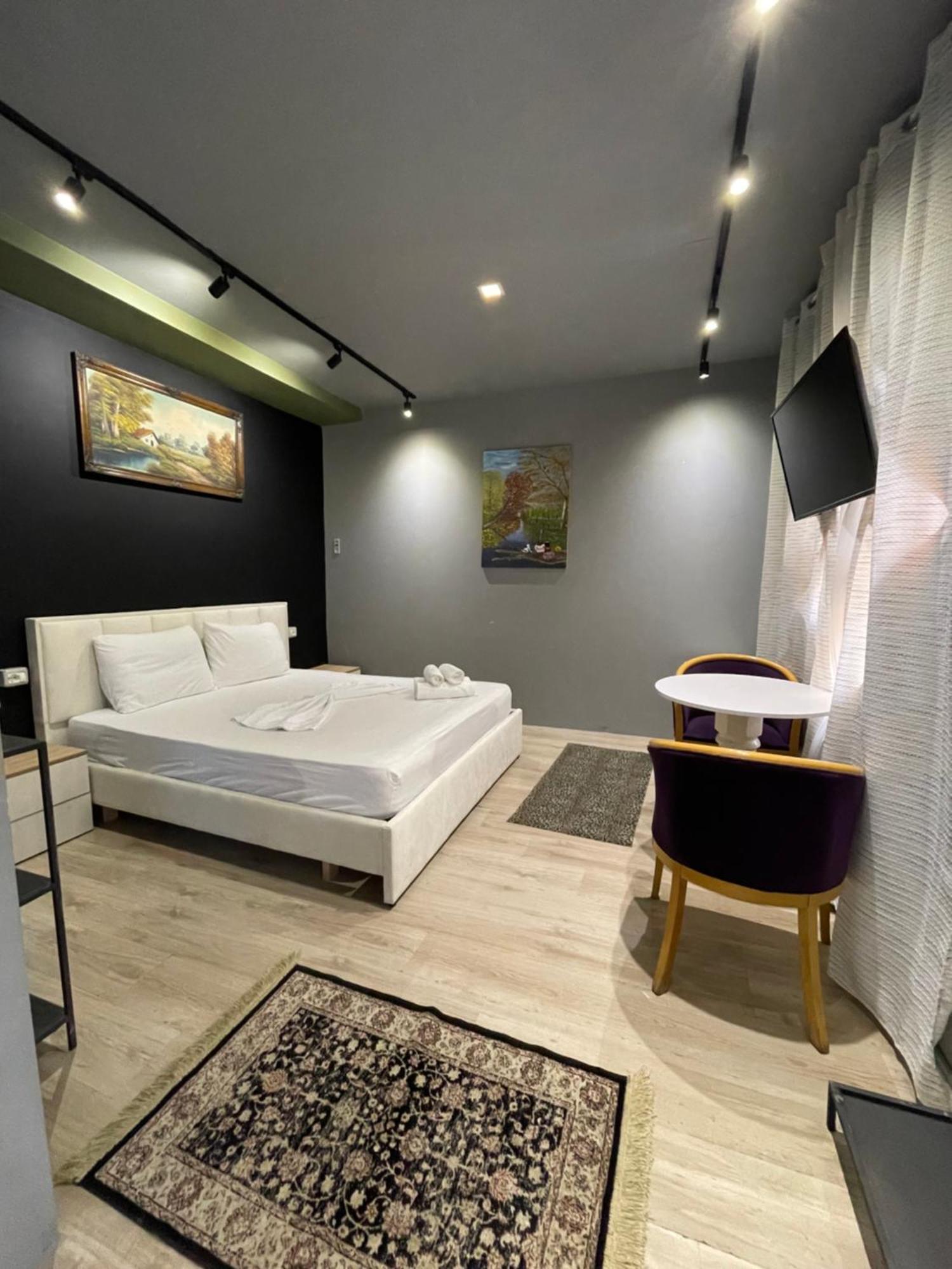 Destinacion Central Room Tirana Exterior photo